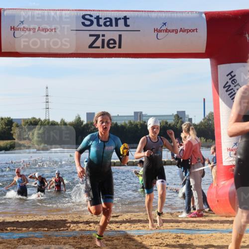 07.09.2025 - 19. Norderstedt Triathlon Luisa Fischer http://msf.ph/oto/8739387 07.09.2025 09:29:24 Schwimmen 554, 562, 567, 570, 586, 588, 591, 604, 606, 613 meine-sportfotos.de