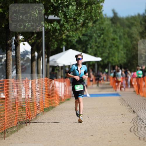 07.09.2025 - 19. Norderstedt Triathlon Michael Strokosch http://msf.ph/oto/8739392 07.09.2025 10:55:04 Laufen 78, 685 meine-sportfotos.de