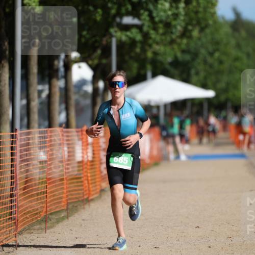 07.09.2025 - 19. Norderstedt Triathlon Michael Strokosch http://msf.ph/oto/8739505 07.09.2025 10:55:07 Laufen 685 meine-sportfotos.de