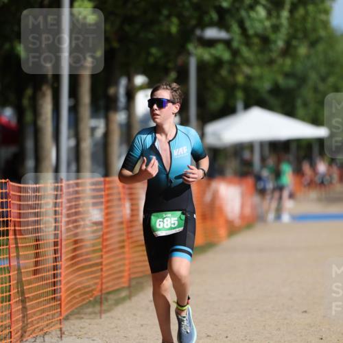 07.09.2025 - 19. Norderstedt Triathlon Michael Strokosch http://msf.ph/oto/8739537 07.09.2025 10:55:08 Laufen 685 meine-sportfotos.de