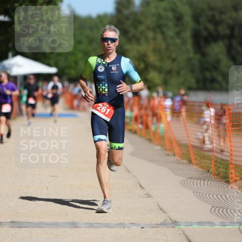 07.09.2025 - 19. Norderstedt Triathlon Michael Strokosch http://msf.ph/oto/8739567 07.09.2025 12:30:06 Laufen 261, 279, 1246 meine-sportfotos.de