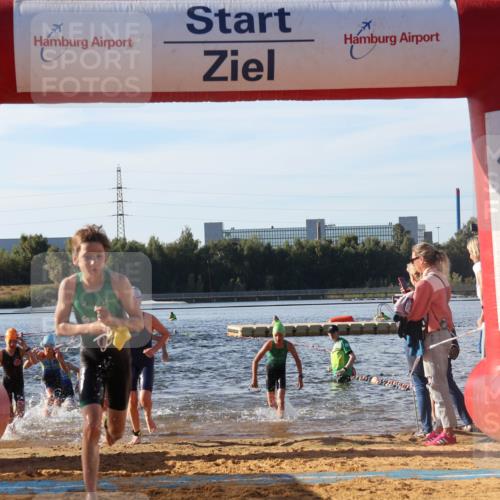 07.09.2025 - 19. Norderstedt Triathlon Luisa Fischer http://msf.ph/oto/8739598 07.09.2025 09:29:37 Schwimmen 554, 556, 563, 567, 572, 587, 588, 591, 595, 606, 609, 618, 619, 629 meine-sportfotos.de