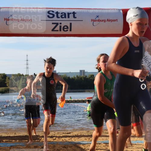 07.09.2025 - 19. Norderstedt Triathlon Luisa Fischer http://msf.ph/oto/8739663 07.09.2025 09:29:41 Schwimmen 554, 556, 563, 567, 572, 587, 588, 591, 595, 609, 618, 619, 629 meine-sportfotos.de