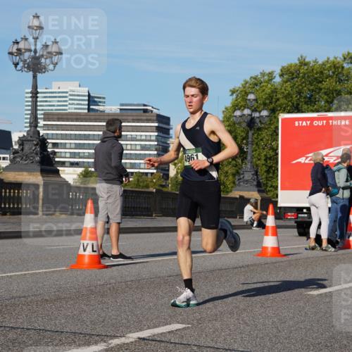 07.09.2025 - BARMER Alsterlauf Yannick Fuchs http://msf.ph/oto/8739690 07.09.2025 09:26:40 Laufen 4961, 3083 meine-sportfotos.de