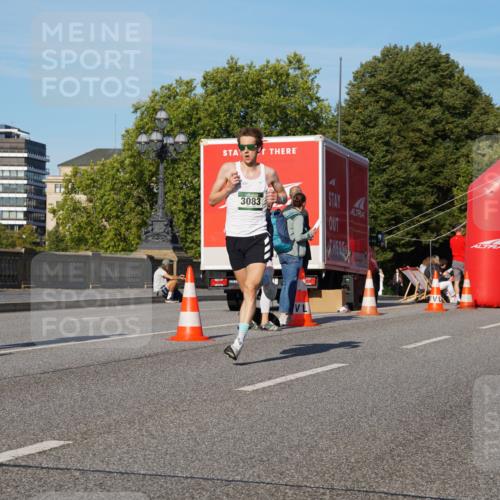 07.09.2025 - BARMER Alsterlauf Yannick Fuchs http://msf.ph/oto/8739733 07.09.2025 09:26:41 Laufen 3083 meine-sportfotos.de