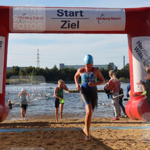 07.09.2025 - 19. Norderstedt Triathlon Luisa Fischer http://msf.ph/oto/8739780 07.09.2025 09:29:55 Schwimmen 556, 601, 603, 607, 634 meine-sportfotos.de