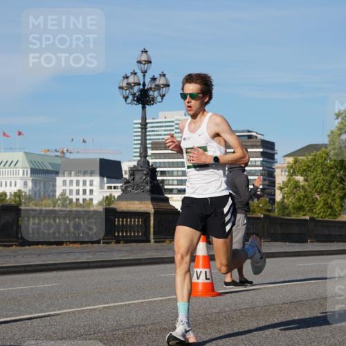 07.09.2025 - BARMER Alsterlauf Yannick Fuchs http://msf.ph/oto/8739813 07.09.2025 09:26:42 Laufen  meine-sportfotos.de