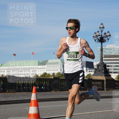 07.09.2025 - BARMER Alsterlauf Yannick Fuchs http://msf.ph/oto/8739841 07.09.2025 09:26:43 Laufen 3083 meine-sportfotos.de