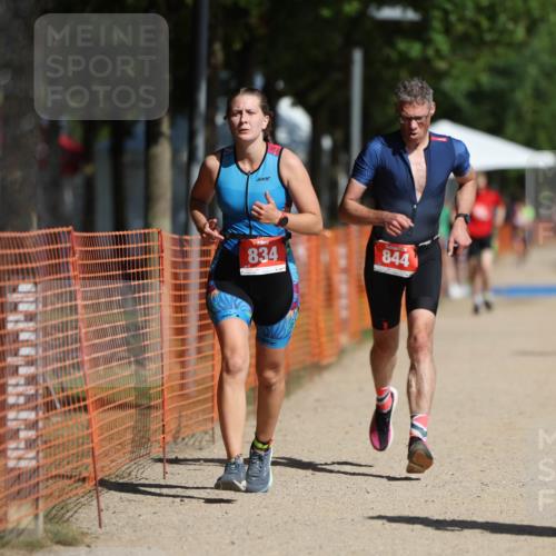 07.09.2025 - 19. Norderstedt Triathlon Michael Strokosch http://msf.ph/oto/8739843 07.09.2025 11:51:39 Laufen 199, 834, 844, 1152, 1181, 1194 meine-sportfotos.de