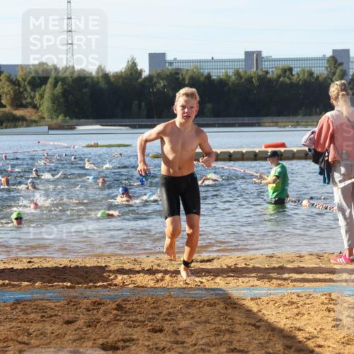 07.09.2025 - 19. Norderstedt Triathlon Luisa Fischer http://msf.ph/oto/8739970 07.09.2025 09:30:10 Schwimmen 568, 617, 625, 631, 634 meine-sportfotos.de