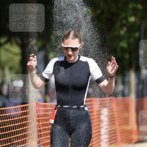 07.09.2025 - 19. Norderstedt Triathlon Michael Strokosch http://msf.ph/oto/8740002 07.09.2025 12:30:21 Laufen 252, 292 meine-sportfotos.de