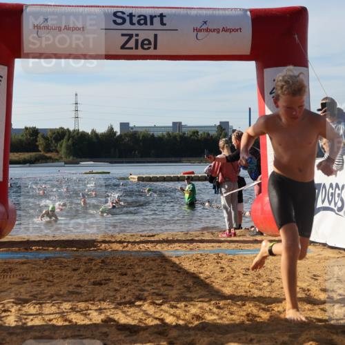 07.09.2025 - 19. Norderstedt Triathlon Luisa Fischer http://msf.ph/oto/8740016 07.09.2025 09:30:12 Schwimmen 559, 568, 617, 625, 631 meine-sportfotos.de