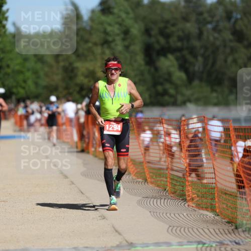 07.09.2025 - 19. Norderstedt Triathlon Michael Strokosch http://msf.ph/oto/8740068 07.09.2025 12:30:29 Laufen 303, 1294 meine-sportfotos.de