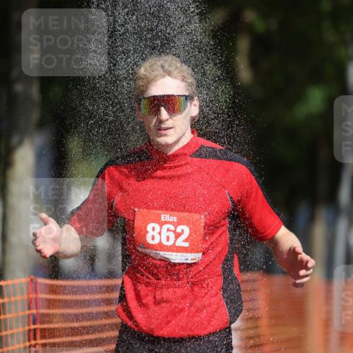 07.09.2025 - 19. Norderstedt Triathlon Michael Strokosch http://msf.ph/oto/8740077 07.09.2025 11:51:55 Laufen 862, 1170, 1206 meine-sportfotos.de