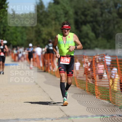 07.09.2025 - 19. Norderstedt Triathlon Michael Strokosch http://msf.ph/oto/8740093 07.09.2025 12:30:30 Laufen 303, 1294 meine-sportfotos.de