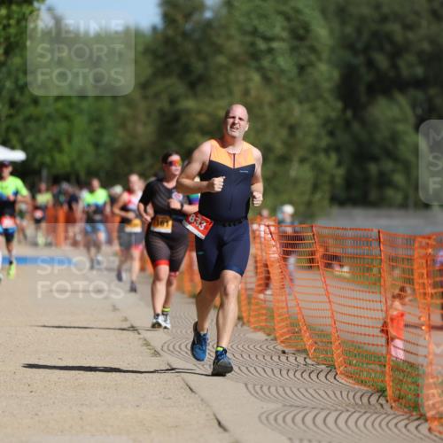 07.09.2025 - 19. Norderstedt Triathlon Michael Strokosch http://msf.ph/oto/8740160 07.09.2025 11:52:04 Laufen 833 meine-sportfotos.de