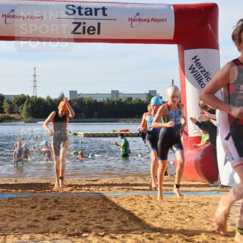 07.09.2025 - 19. Norderstedt Triathlon Luisa Fischer http://msf.ph/oto/8740166 07.09.2025 09:30:24 Schwimmen 559, 565, 566, 569, 614, 615, 623 meine-sportfotos.de