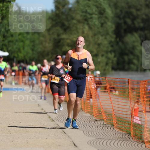 07.09.2025 - 19. Norderstedt Triathlon Michael Strokosch http://msf.ph/oto/8740171 07.09.2025 11:52:04 Laufen 833 meine-sportfotos.de