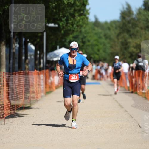 07.09.2025 - 19. Norderstedt Triathlon Michael Strokosch http://msf.ph/oto/8740199 07.09.2025 12:30:33 Laufen 303, 703, 1294 meine-sportfotos.de