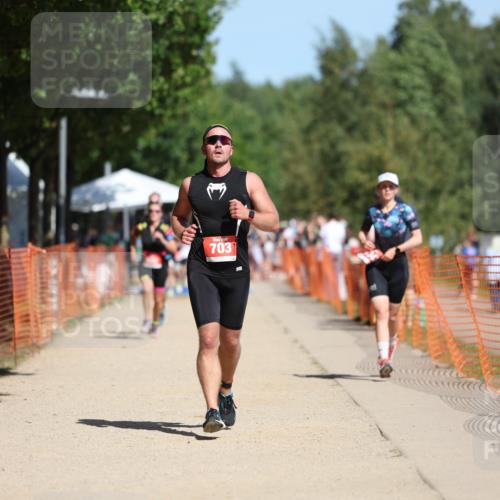 07.09.2025 - 19. Norderstedt Triathlon Michael Strokosch http://msf.ph/oto/8740275 07.09.2025 12:30:38 Laufen 303, 703, 822, 1343 meine-sportfotos.de