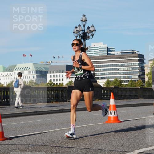 07.09.2025 - BARMER Alsterlauf Yannick Fuchs http://msf.ph/oto/8740350 07.09.2025 09:27:10 Laufen 3968 meine-sportfotos.de
