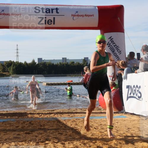 07.09.2025 - 19. Norderstedt Triathlon Luisa Fischer http://msf.ph/oto/8740408 07.09.2025 09:30:39 Schwimmen 575, 576, 577, 580, 584, 589, 592, 598, 599, 620, 622 meine-sportfotos.de