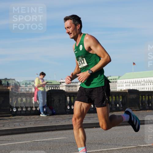 07.09.2025 - BARMER Alsterlauf Yannick Fuchs http://msf.ph/oto/8740509 07.09.2025 09:27:17 Laufen 11, 11, 11, 5717, 111 meine-sportfotos.de