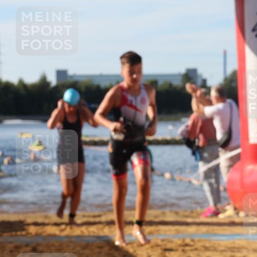 07.09.2025 - 19. Norderstedt Triathlon Luisa Fischer http://msf.ph/oto/8740524 07.09.2025 09:30:47 Schwimmen 575, 577, 578, 580, 584, 592, 596, 598, 602, 620, 621, 624 meine-sportfotos.de