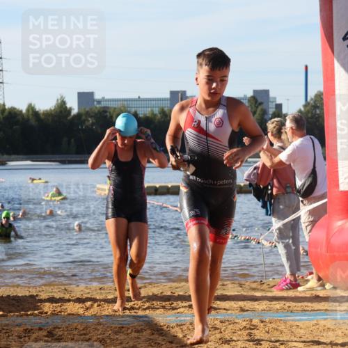 07.09.2025 - 19. Norderstedt Triathlon Luisa Fischer http://msf.ph/oto/8740530 07.09.2025 09:30:47 Schwimmen 575, 577, 578, 580, 584, 592, 596, 598, 602, 620, 621, 624 meine-sportfotos.de