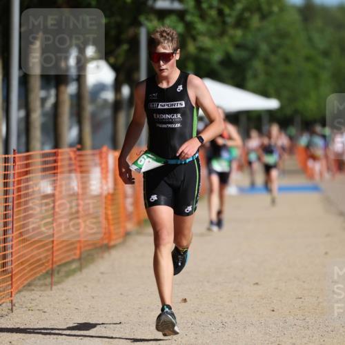 07.09.2025 - 19. Norderstedt Triathlon Michael Strokosch http://msf.ph/oto/8740556 07.09.2025 10:55:59 Laufen 89, 109, 668 meine-sportfotos.de