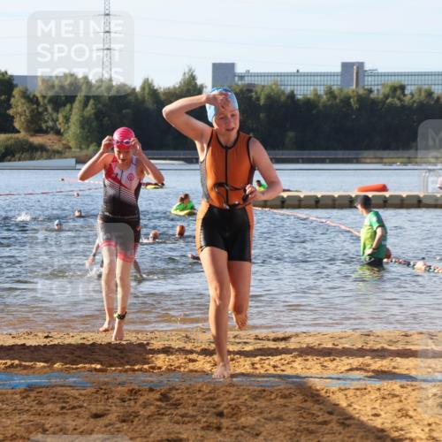 07.09.2025 - 19. Norderstedt Triathlon Luisa Fischer http://msf.ph/oto/8740560 07.09.2025 09:30:51 Schwimmen 575, 578, 596, 597, 602, 616, 620, 621, 624 meine-sportfotos.de