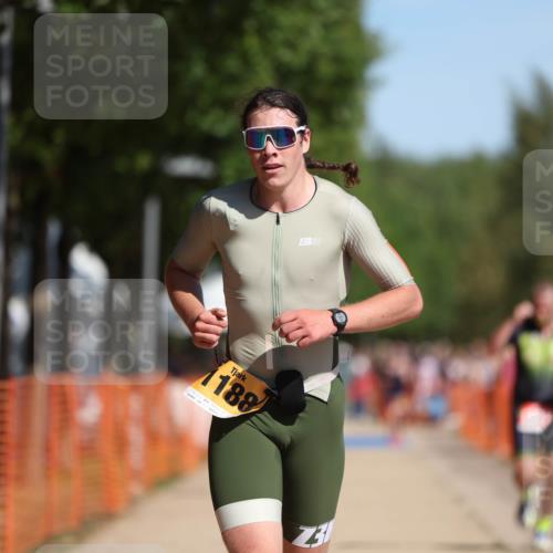 07.09.2025 - 19. Norderstedt Triathlon Michael Strokosch http://msf.ph/oto/8740580 07.09.2025 11:52:27 Laufen 154, 771, 1188, 1377 meine-sportfotos.de