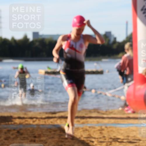 07.09.2025 - 19. Norderstedt Triathlon Luisa Fischer http://msf.ph/oto/8740603 07.09.2025 09:30:53 Schwimmen 575, 578, 596, 597, 602, 616, 620, 621, 624 meine-sportfotos.de