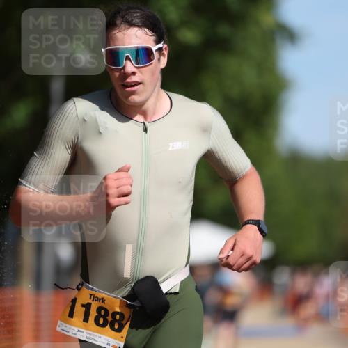 07.09.2025 - 19. Norderstedt Triathlon Michael Strokosch http://msf.ph/oto/8740619 07.09.2025 11:52:28 Laufen 154, 771, 1188, 1377 meine-sportfotos.de