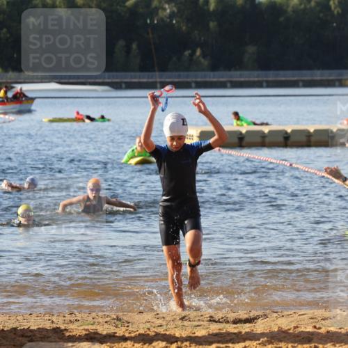 07.09.2025 - 19. Norderstedt Triathlon Luisa Fischer http://msf.ph/oto/8740653 07.09.2025 09:31:00 Schwimmen 564, 578, 597, 602, 616, 621 meine-sportfotos.de
