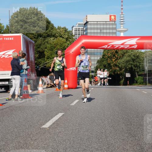07.09.2025 - BARMER Alsterlauf Yannick Fuchs http://msf.ph/oto/8740656 07.09.2025 09:27:36 Laufen 1, 14, 4586 meine-sportfotos.de