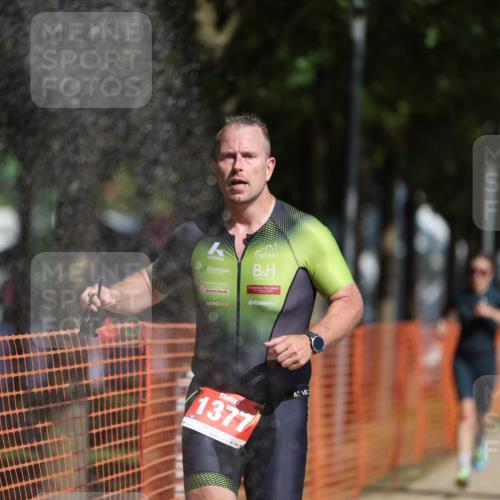07.09.2025 - 19. Norderstedt Triathlon Michael Strokosch http://msf.ph/oto/8740675 07.09.2025 11:52:33 Laufen 1167, 1227, 1377 meine-sportfotos.de