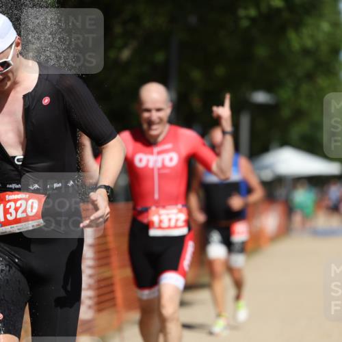 07.09.2025 - 19. Norderstedt Triathlon Michael Strokosch http://msf.ph/oto/8740732 07.09.2025 12:30:59 Laufen 710, 1300, 1320, 1372 meine-sportfotos.de