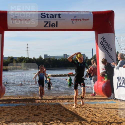 07.09.2025 - 19. Norderstedt Triathlon Luisa Fischer http://msf.ph/oto/8740802 07.09.2025 09:31:12 Schwimmen 555, 564, 608, 610 meine-sportfotos.de