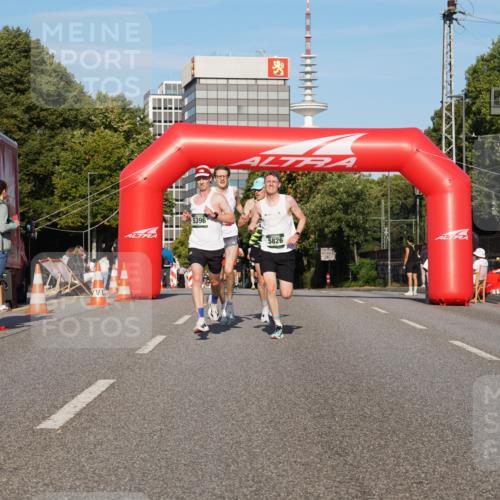 07.09.2025 - BARMER Alsterlauf Yannick Fuchs http://msf.ph/oto/8740844 07.09.2025 09:27:43 Laufen 1, 5396, 5826 meine-sportfotos.de