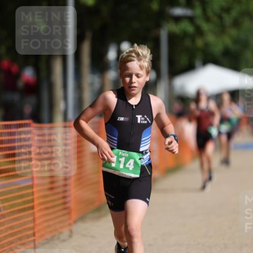 07.09.2025 - 19. Norderstedt Triathlon Michael Strokosch http://msf.ph/oto/8740878 07.09.2025 10:56:08 Laufen 109, 114, 682 meine-sportfotos.de