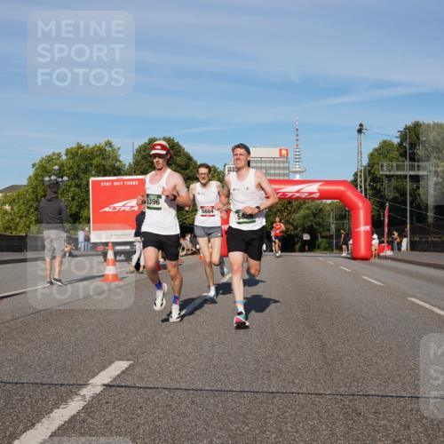 07.09.2025 - BARMER Alsterlauf Yannick Fuchs http://msf.ph/oto/8740935 07.09.2025 09:27:45 Laufen 86111, 5396, 5604 meine-sportfotos.de