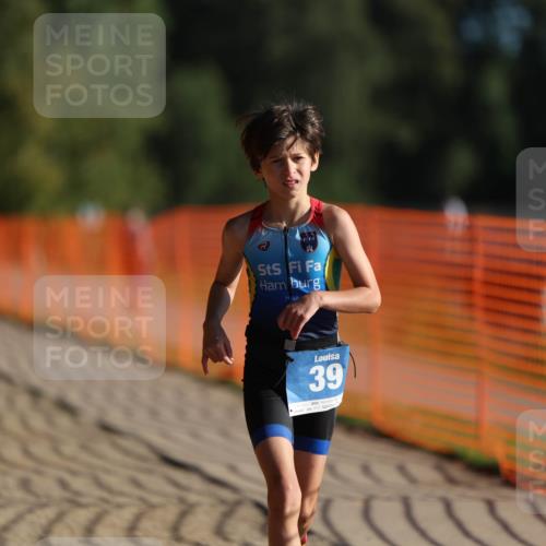 07.09.2025 - 19. Norderstedt Triathlon Michael Strokosch http://msf.ph/oto/8740956 07.09.2025 09:15:03 Laufen 34, 39 meine-sportfotos.de