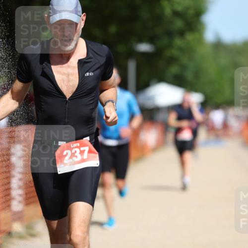 07.09.2025 - 19. Norderstedt Triathlon Michael Strokosch http://msf.ph/oto/8741014 07.09.2025 12:31:20 Laufen 215, 237, 1361 meine-sportfotos.de