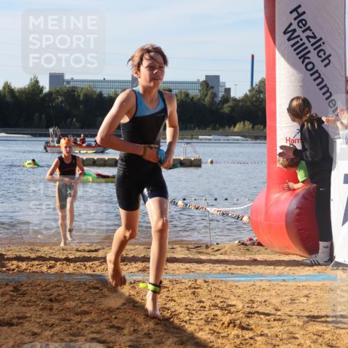 07.09.2025 - 19. Norderstedt Triathlon Luisa Fischer http://msf.ph/oto/8741117 07.09.2025 09:31:39 Schwimmen 560, 581, 626 meine-sportfotos.de