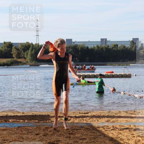 07.09.2025 - 19. Norderstedt Triathlon Luisa Fischer http://msf.ph/oto/8741155 07.09.2025 09:31:42 Schwimmen 560, 581, 626 meine-sportfotos.de