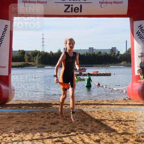 07.09.2025 - 19. Norderstedt Triathlon Luisa Fischer http://msf.ph/oto/8741163 07.09.2025 09:31:43 Schwimmen 560, 581, 626 meine-sportfotos.de