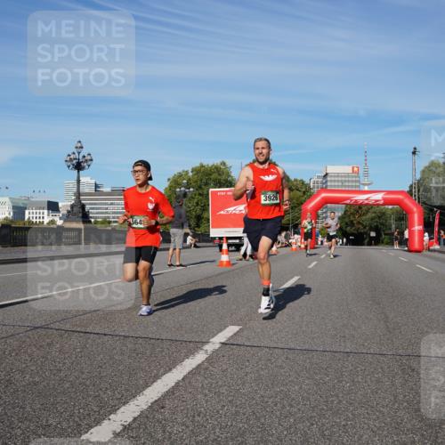 07.09.2025 - BARMER Alsterlauf Yannick Fuchs http://msf.ph/oto/8741195 07.09.2025 09:27:51 Laufen 564, 3926 meine-sportfotos.de
