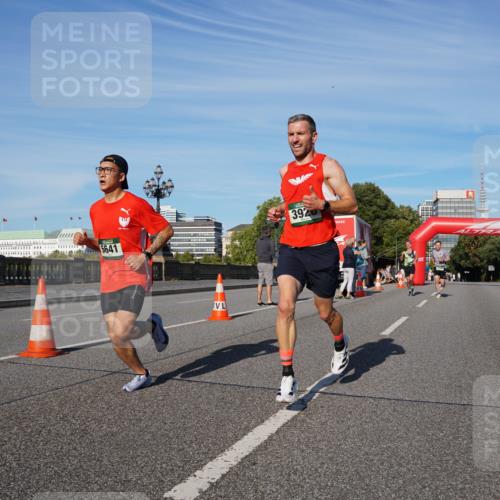 07.09.2025 - BARMER Alsterlauf Yannick Fuchs http://msf.ph/oto/8741229 07.09.2025 09:27:51 Laufen 777777777777777, 5641, 392 meine-sportfotos.de