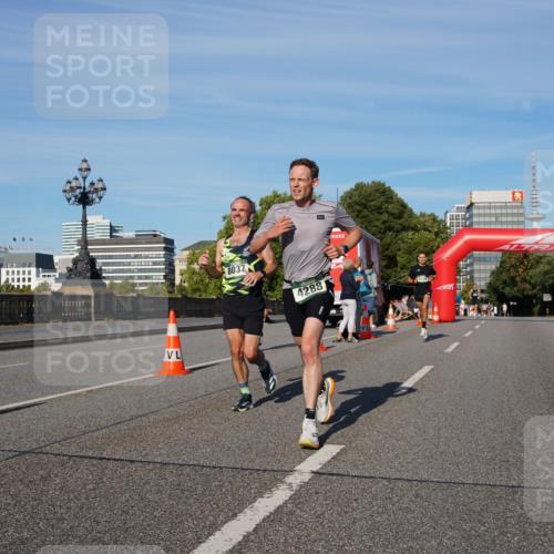 07.09.2025 - BARMER Alsterlauf Yannick Fuchs http://msf.ph/oto/8741357 07.09.2025 09:27:54 Laufen 8037, 4288 meine-sportfotos.de